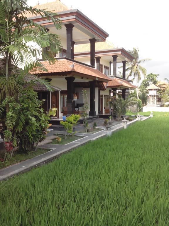 Puji Hostel And Bungalow Ubud Oda fotoğraf